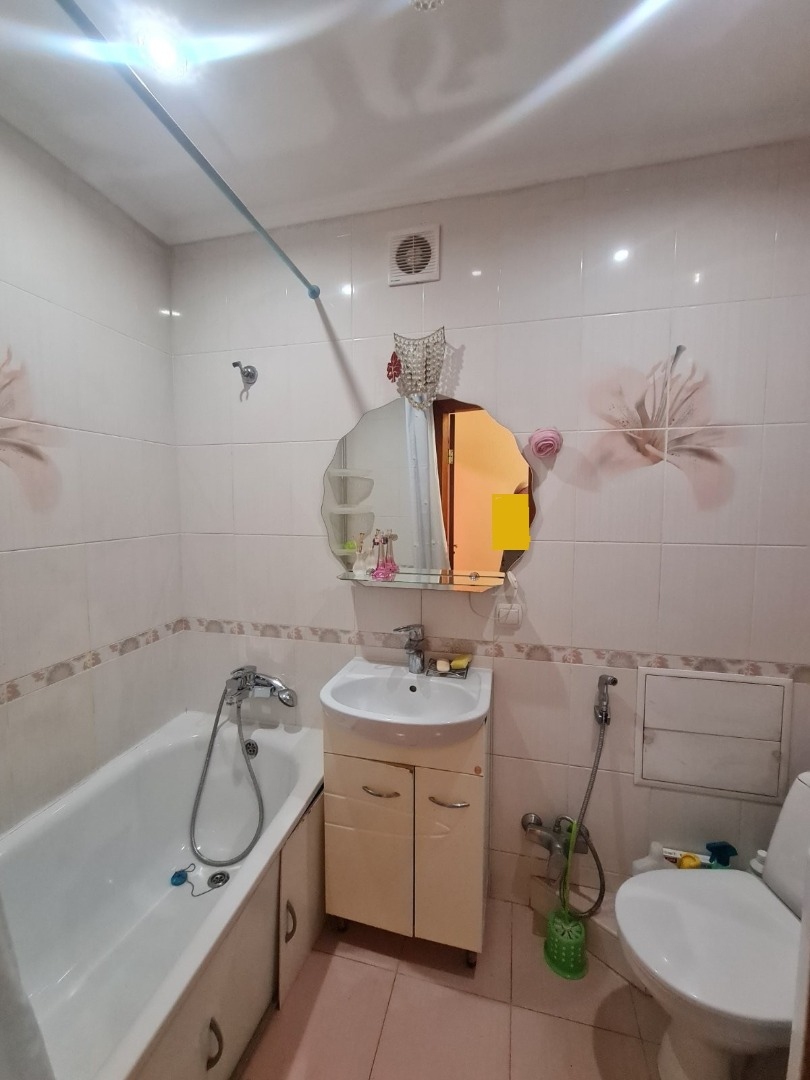 продажа трехкомнатной квартиры номер A-173094 в Киевском районе, фото номер 10